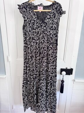 Banjanan Constance black white size large maxi dress $300 retail
